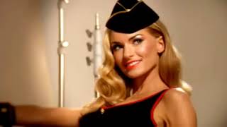 'American Bombshell' Marisa Miller salutes You !:)