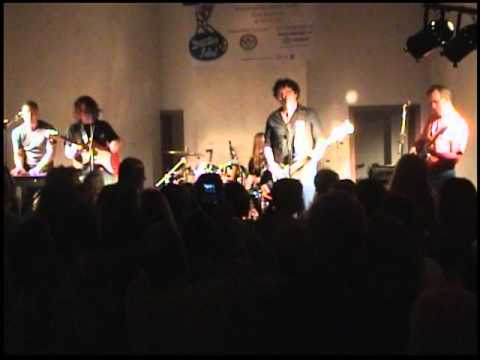 Brain Attack - Louie Louie - Dr Idol 2011.mpg