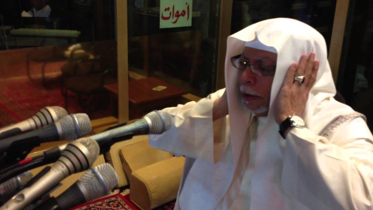 أذان فجر يوم الجمعة ٣٤.٤.٢٦ من الحرم بصوت المؤذن الملا