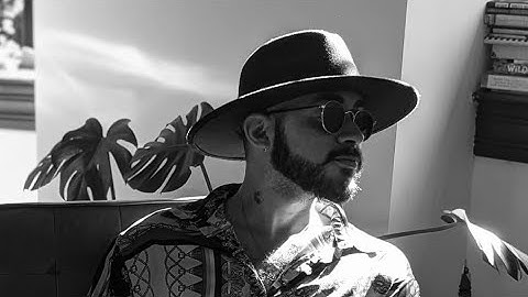 Giovanni Ferrer - Higher Hilbert spaces and their operator algebras