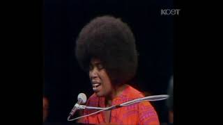 Watch Roberta Flack Ballad Of The Sad Young Men video