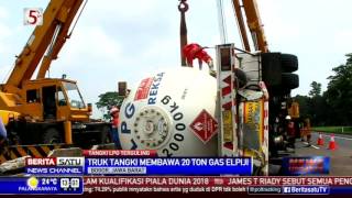 Tim Safety Pertamina Diterjunkan ke Lokasi Truk LPG Terguling