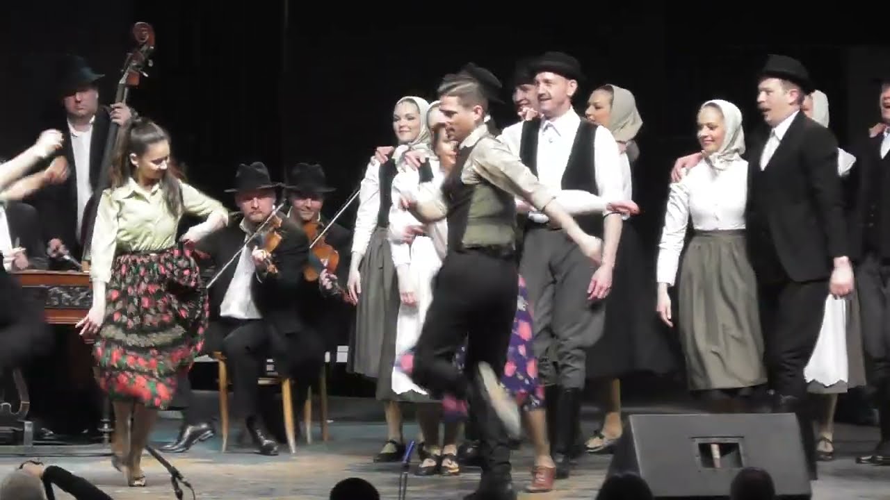 Bonchidai táncok-Magyar Nemzeti Táncegyüttes