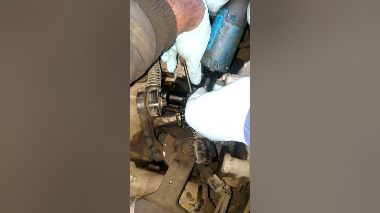 Audi A3 Clutch Slave Cylinder Replacement - YouTube