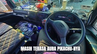 Interior raid of Hino 500 Ranger NG Euro 4 FL 260 JW Sleeper 6x2R Thermo Box owned by Sahara Trans.