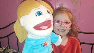 Alayna gets an Elaina puppet. @elainakeyeschannel
We bought Alayna an Elaina puppet for her birthday. So cool. Also, I found lost civilization using Google Earth.
You can check it out here...
https://youtu.be/4XVi-ZLdCiQ
cash app: MrMichaelAndrews Alayna gets an Elaina puppet. @elainakeyeschannel