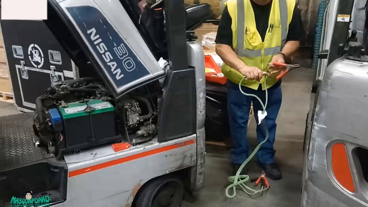 How To Jumpstart A Nissan 30 Forklift Youtube