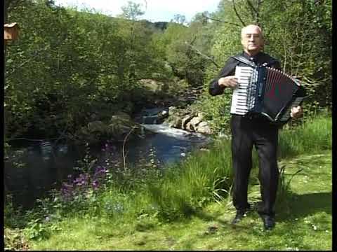 Sandy Reid - Finzean an' its Folk