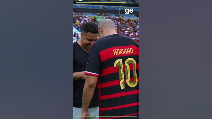 RONALDO ENTREGA A ÚLTIMA MUNHEQUEIRA DE ADRIANO | #shorts | ge.globo