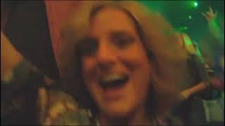 HD - Motley Crue - Looks That Kill (Live 2005)