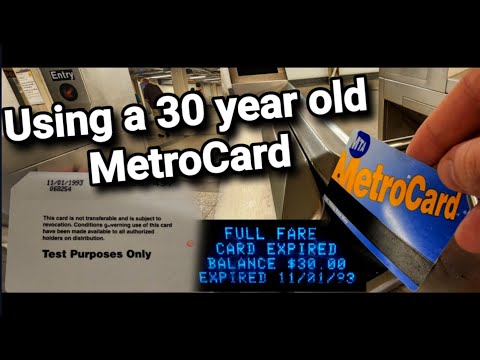 Video: Unit tempat duduk yang luar biasa yang terbuat dari 5000 Metrocards oleh Steve Shaheen