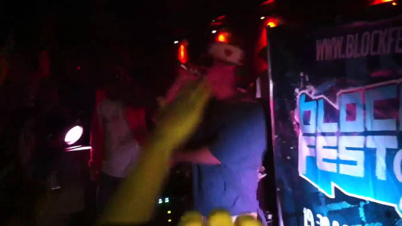 Jare & VilleGalle - Pienissä häissä  (Live @ Jyväskylä)