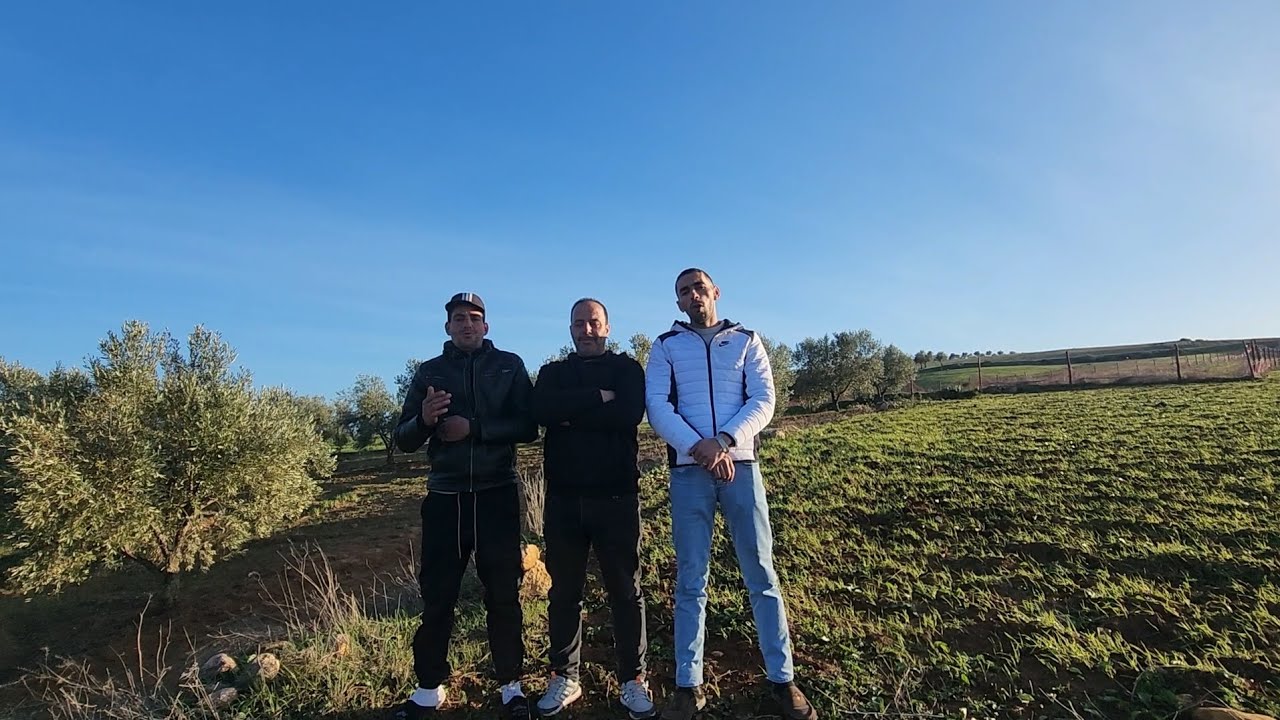 2026/02/15:أرض مساحتها  أكثر من 1500متر قرب مدينة المنزل بثمن 3المليون الهاتف📞0666061770