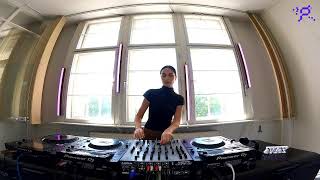 PATTERN: Selection 96  - NIX Showcase - AYLIN IDAH - 1 PM