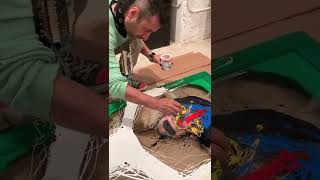 Puerta reciclada – Francisco de Pájaro, street art video Barcellona, urban art Barcelona – street art video Barcelona