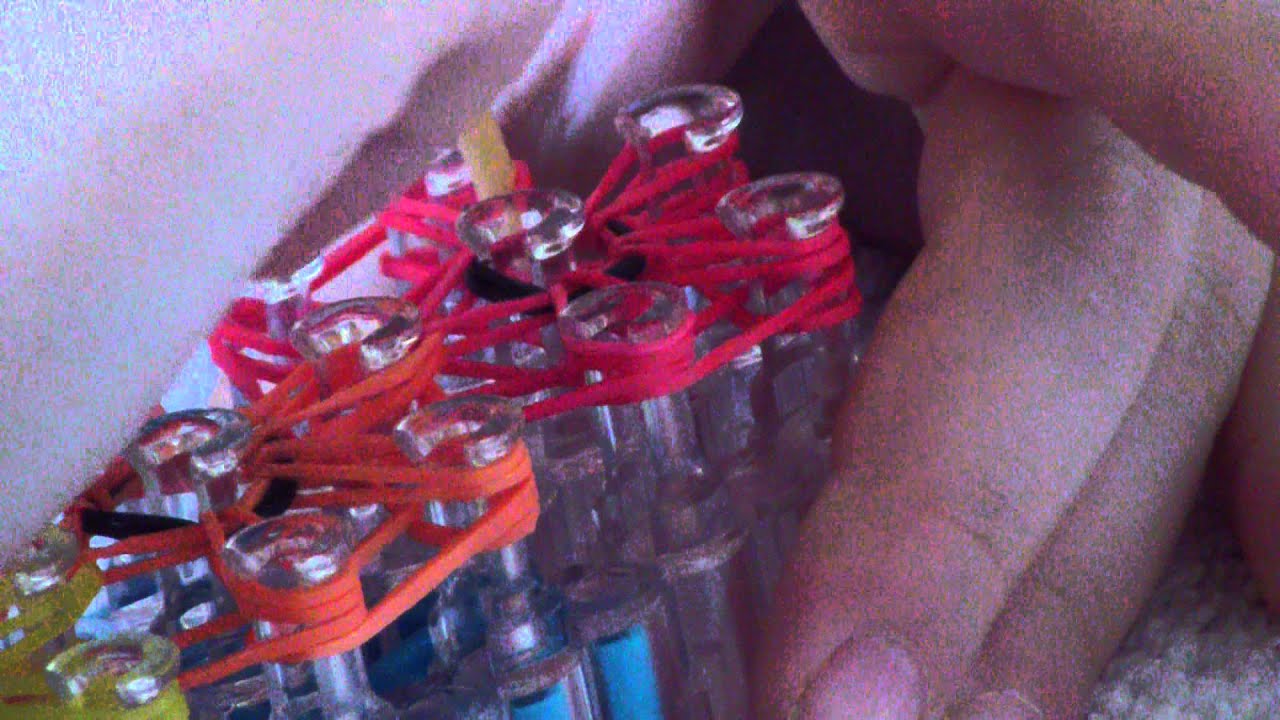 How to make a Rainbow Loom Flower Power Bracelet - YouTube