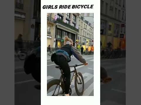 GIRLS 🆚 BOYS RIDING BICYCLE 😱👿 #shorts #youtubeshorts #ytshorts #short #girlsvsboys