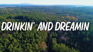 Waylon Jennings - Drinkin and Dreamin (Lyrics)