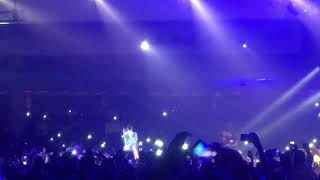 BONA NAIJA TV : Beef Over! Wizkid performs 'FIA' with Davido at his own concert
