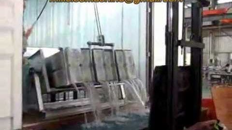 Containerized block ice machine