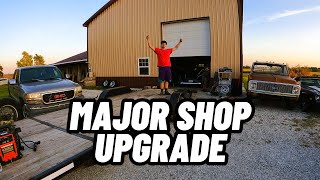 I BOUGHT A TRAILER!!