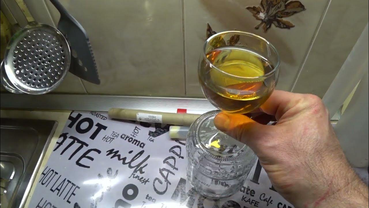 Вкуснейшая настойка на самогоне. Орехово-барбарисовая. - YouTube