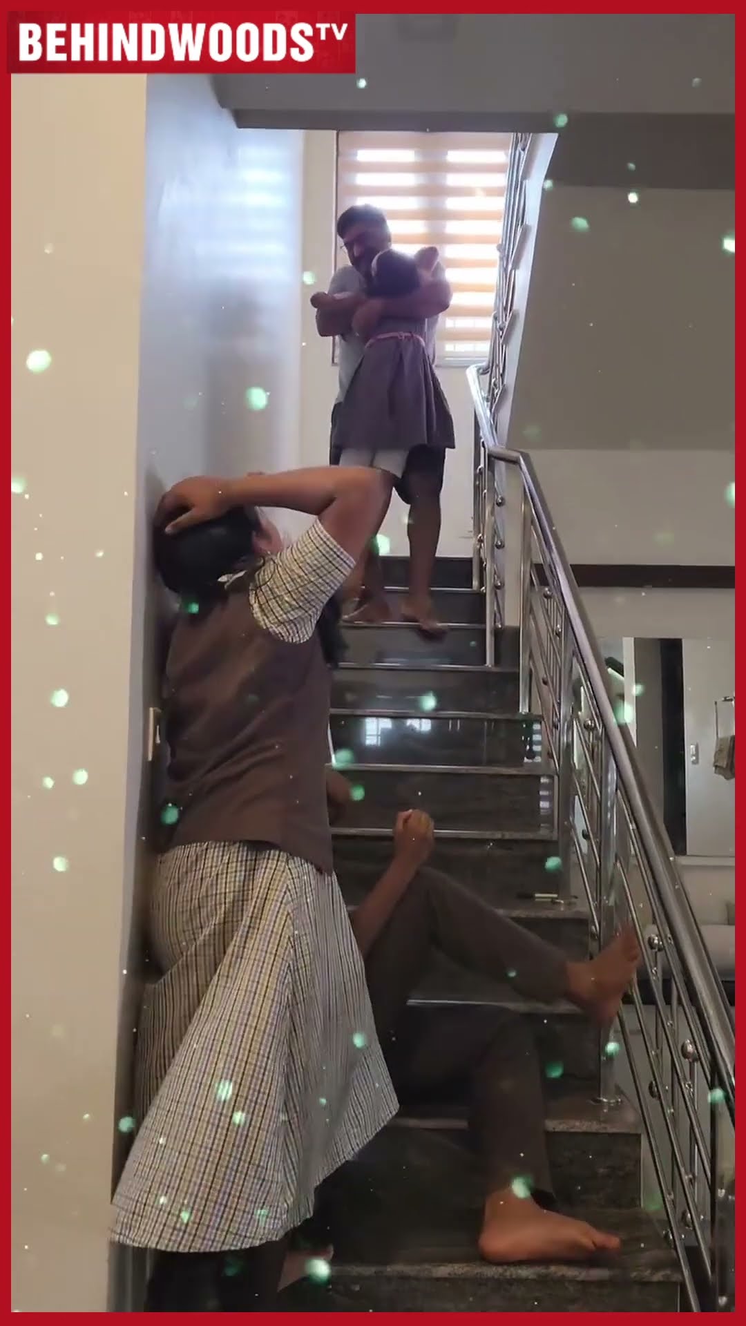அப்பா எங்க? Chappal இருக்கு, அப்பா வந்துட்டாரு..தேடி அலைந்த பிள்ளைகள் ?End-ல Cute Surprise