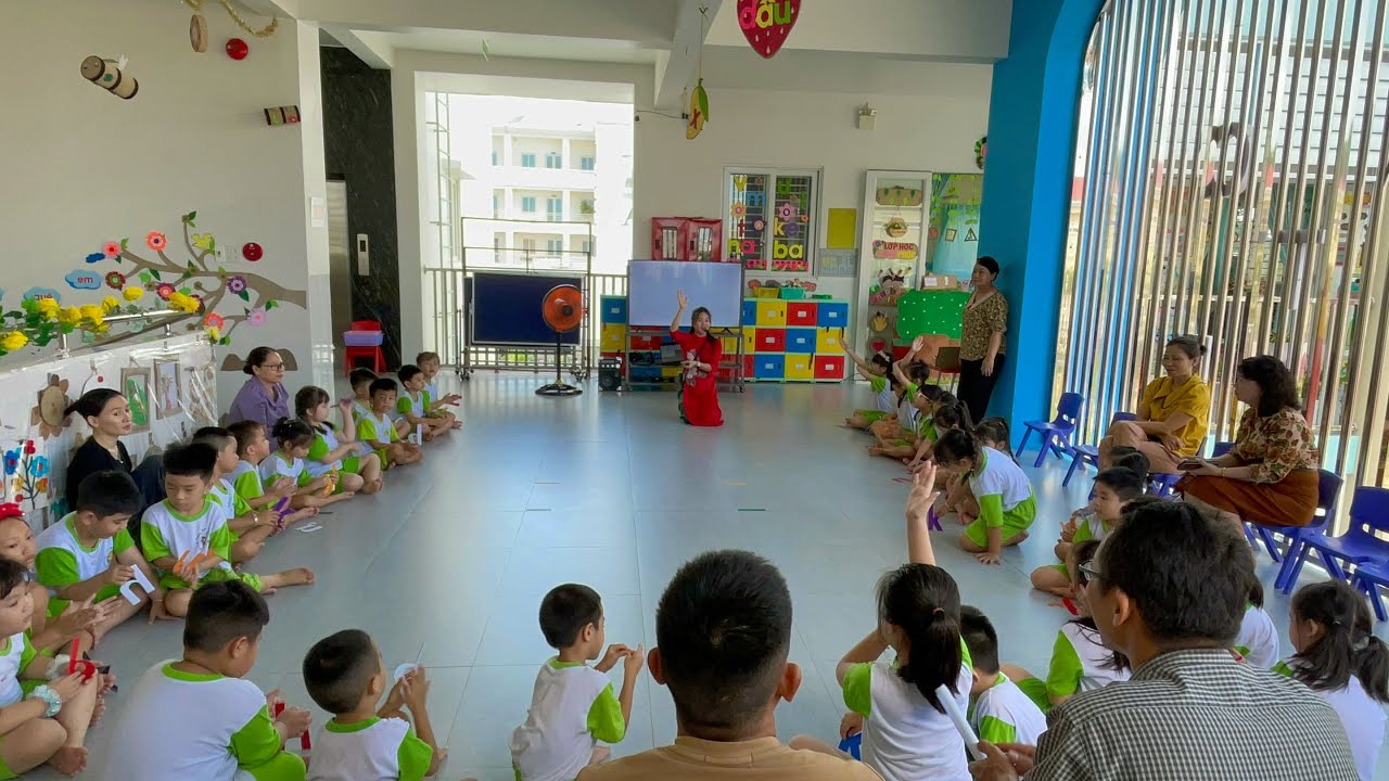 Chương trình bé vui chữ cái lớp 5-6 tuổi (1)