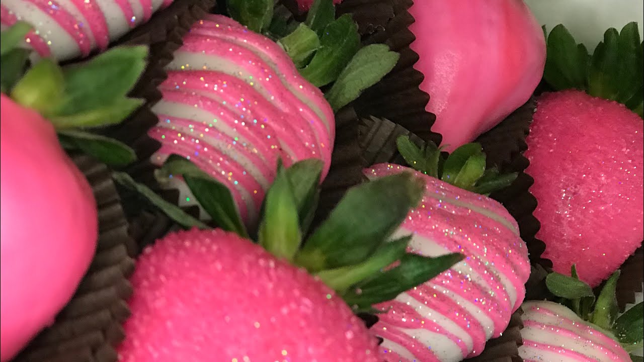 Pink & White Chocolate Covered Strawberries - In the Kids' Kitchen