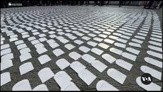 Naples Lays Symbolic Tombstones for Palestinian Children | VOA News