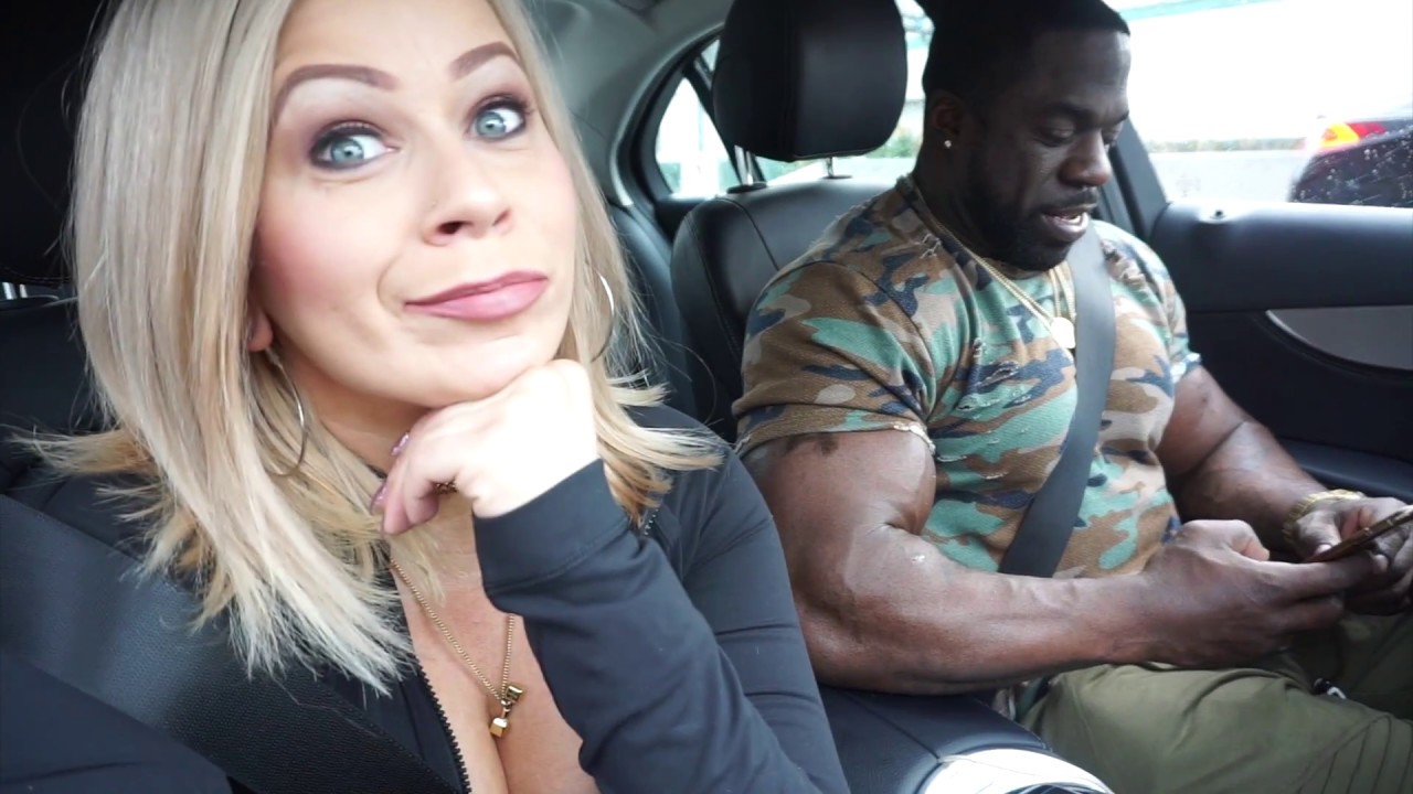 L.A. FIT EXPO (VLOG 2) Kali Muscle - YouTube.