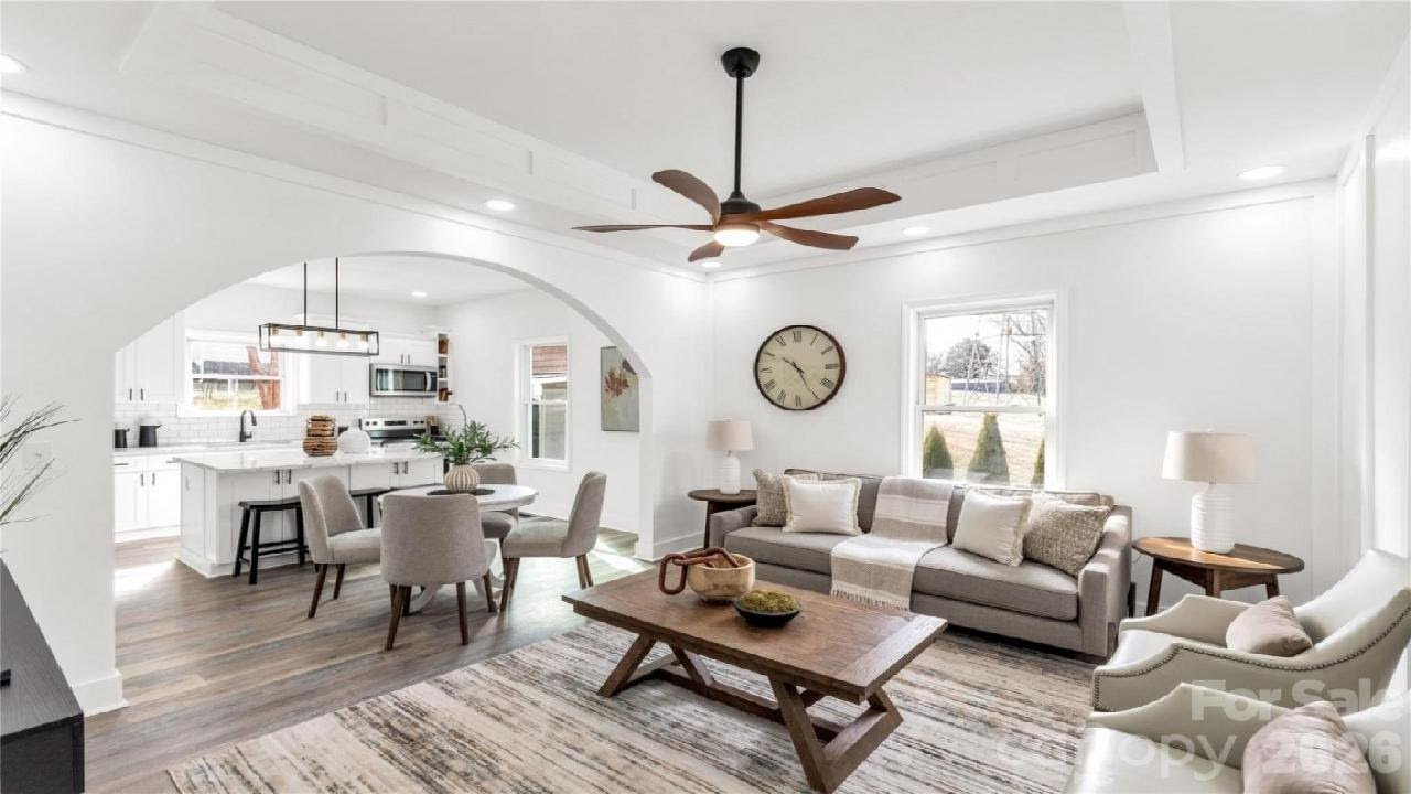 203 Jackson Street, Fort Mill, SC Presented by Lisa Otto.