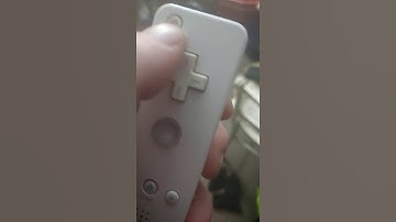 I press the power button on a wii controller