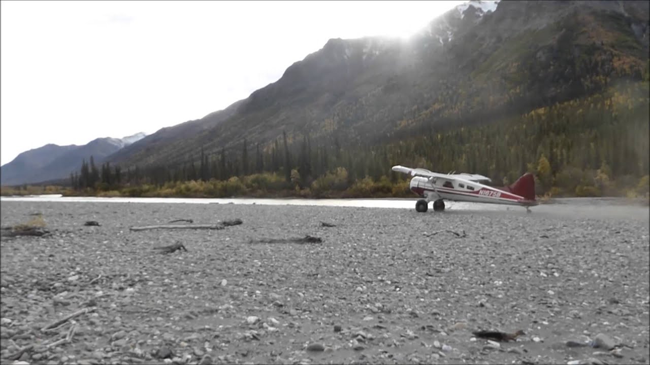 2015 GATES OF THE ARCTIC EXPEDITION TAKING OFF FROM GRAVEL BAR BELOW