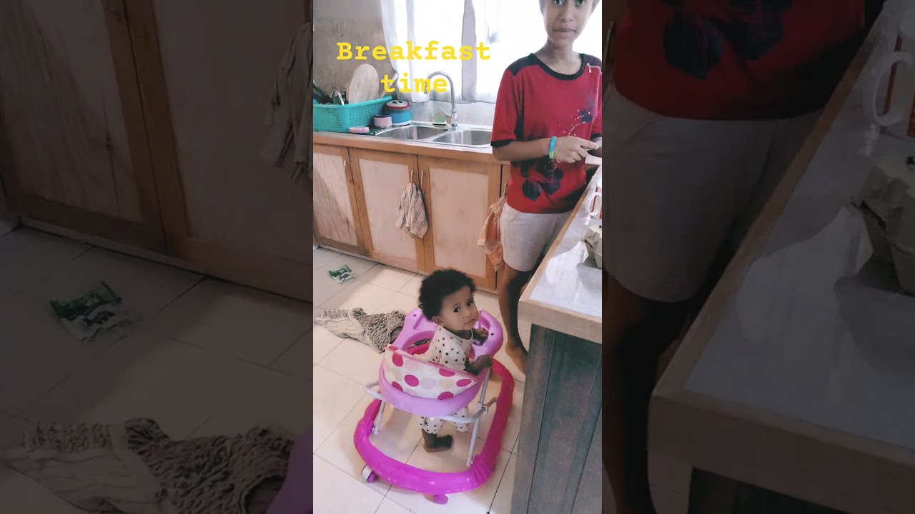 Breakfast time #fypシ゚viral #babytalk #babygirl #bigsis