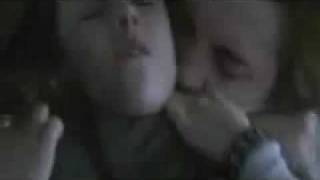 Edward bites Bella (Edward imagenetion)