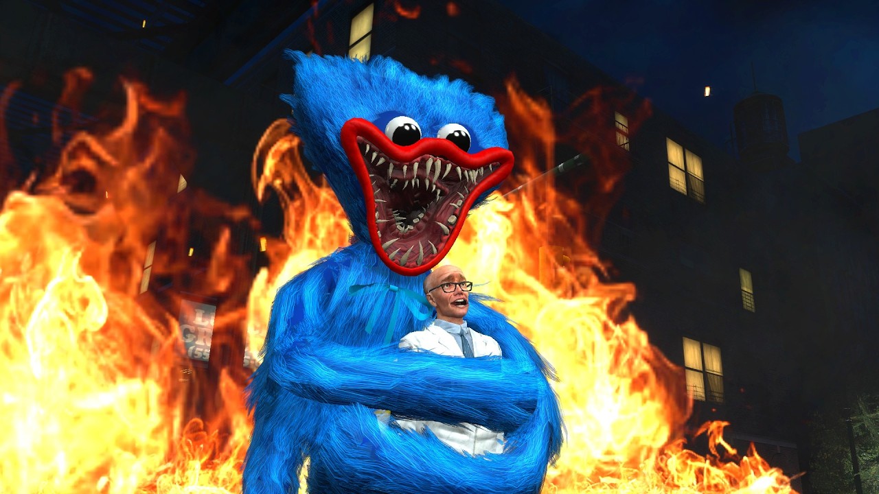 Running from Huggy Wuggy From Poppy Playtime | Garry's mod