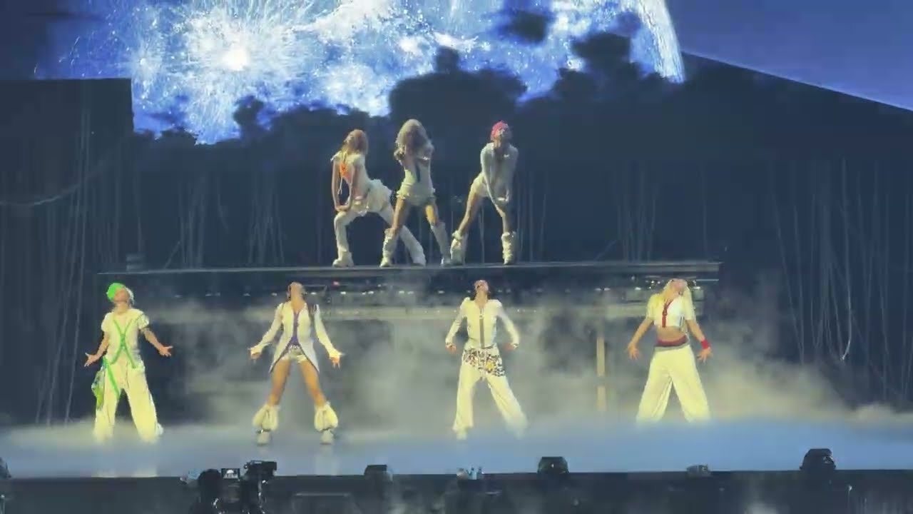 XG / GRL GVNG x HOWLING Remix【XG WORLD TOUR: THE CORE K-Arena