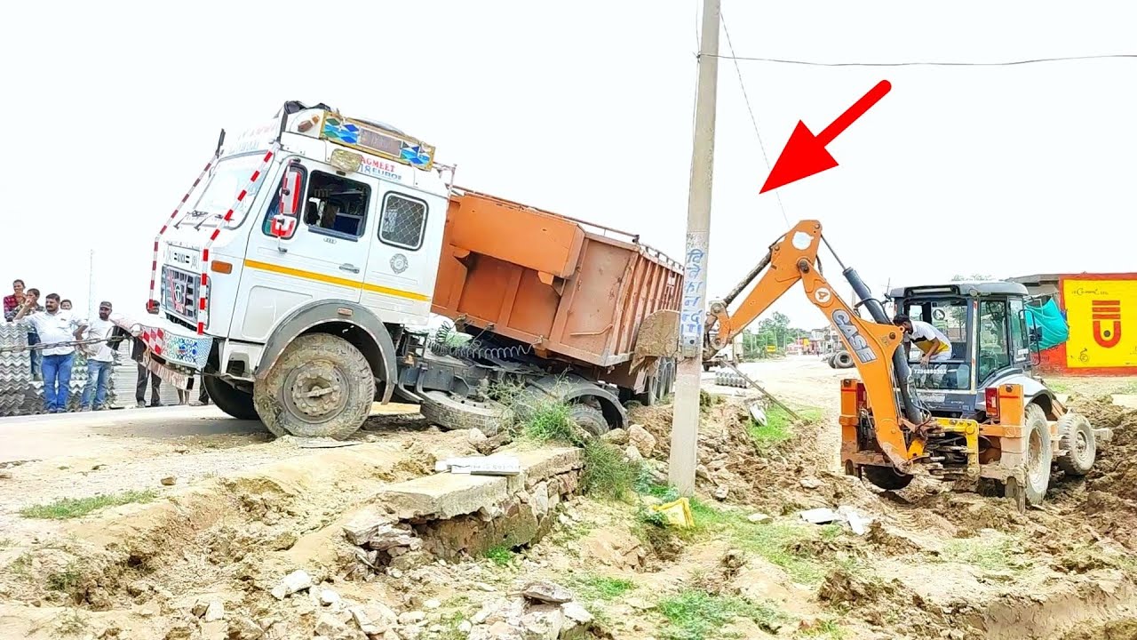 TATA Lps 4018 Front Tires Off Road JCB Machine & Truck Helped