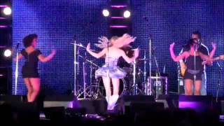 Video thumbnail of "Laura Bell Bundy-Proud Mary"