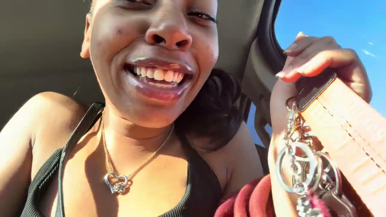 Getting my first wax at 20 | Brazilian wax | Aliyah Lasha