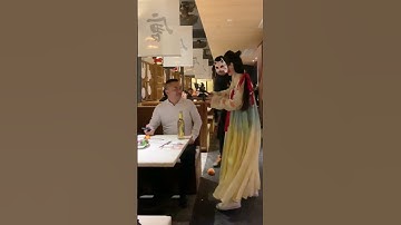 em gái bực mình dùng luôn giá khui bia #shorts