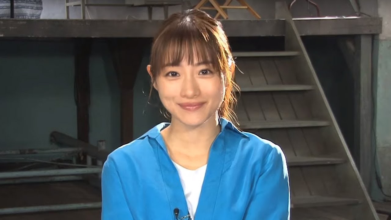 石原さとみ こんな現場初めて 興奮の撮影語る 金麦 新cmが公開 Youtube