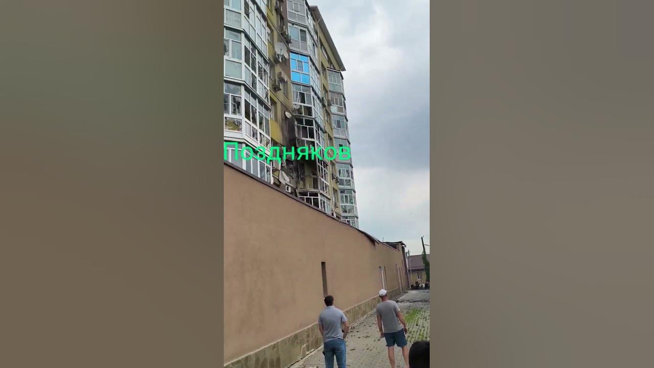 многоэтажные жилые дома. многоэтажные дома. атаковали дом в воронеже. многоэтажный дом в россии. правительственный самолет.
