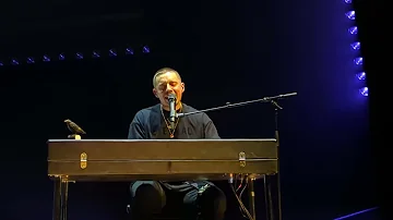 Dermot Kennedy - Innocence and Sadness (acoustic piano) - Berlin (18.03.2023)