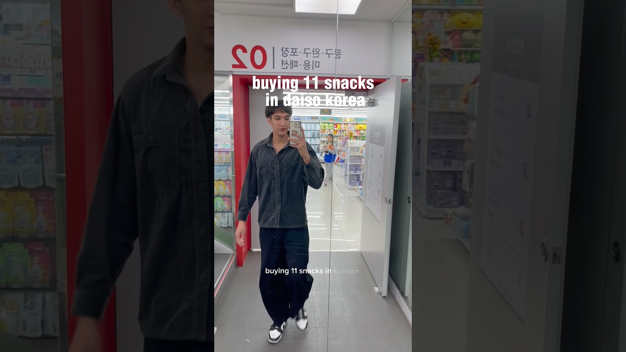 BUYING 11 SNACKS IN KOREAN DAISO 