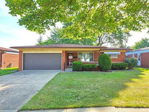 27260 Newport Drive, Warren, MI home video tour