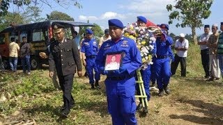 Pemakaman Anggota Polair Polda Sulsel Di Labakkang Pangkep