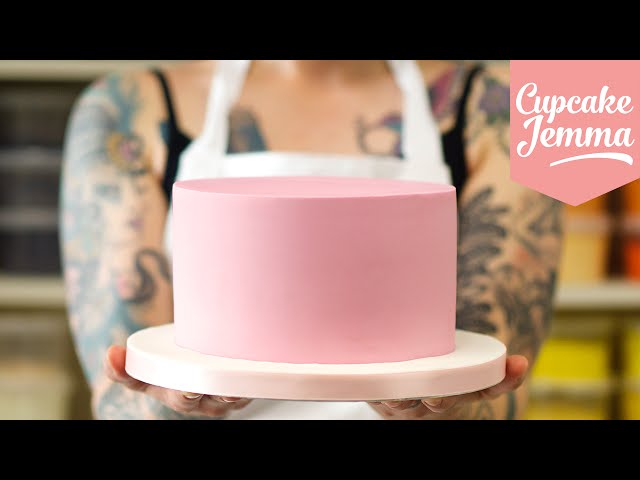 How to Cover a Cake with Fondant or Sugarpaste Icing