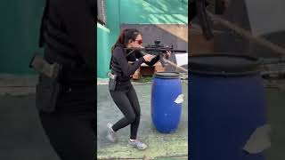 🔫 HK SP5K - 9mm. 🔥 #LadySharpshooter #hecklerandkoch #sp5k